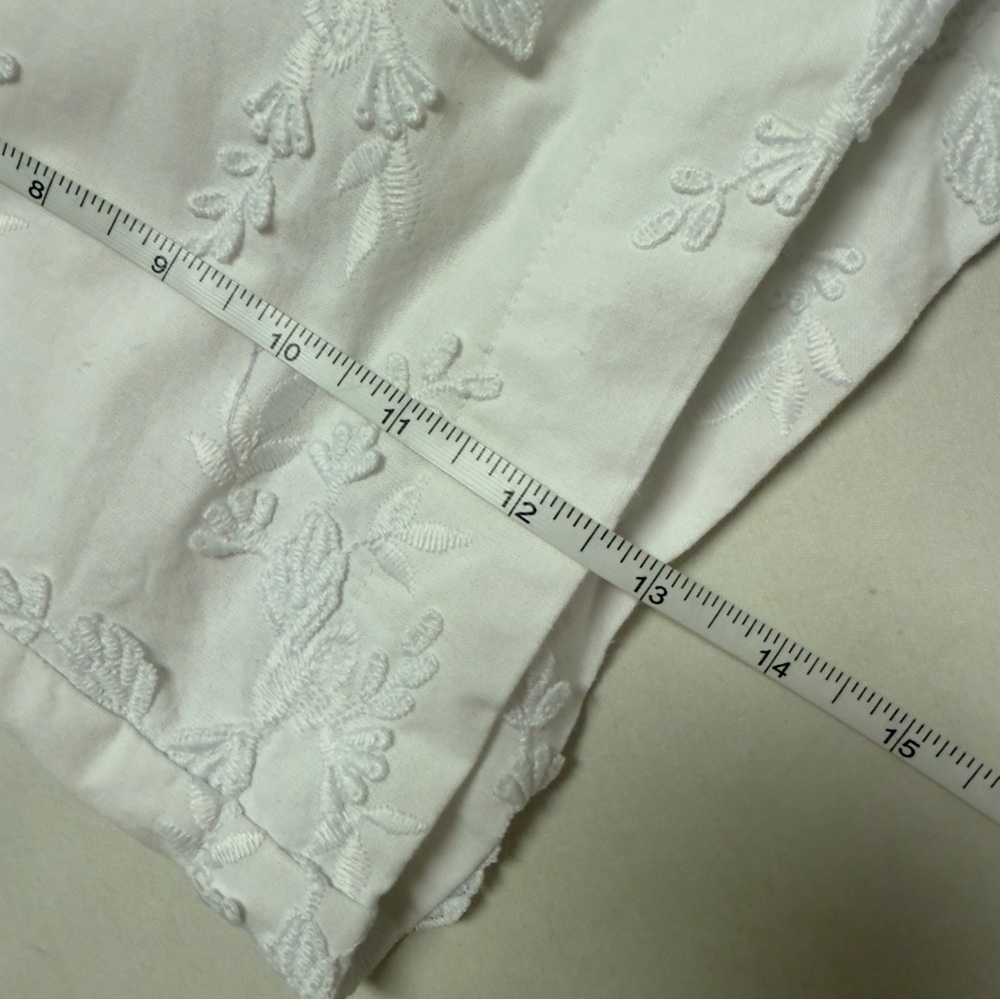 LOFT Women's Riviera Floral Embroidered Shorts NWT - Picture 9 of 9